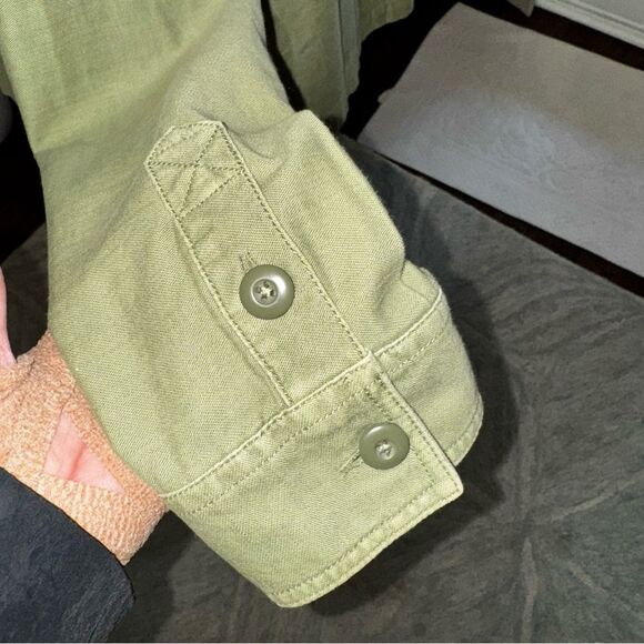 American Eagle Cropped Military/ Army Jacket with chest pockets size Large- NWOT - Picture 8 of 9